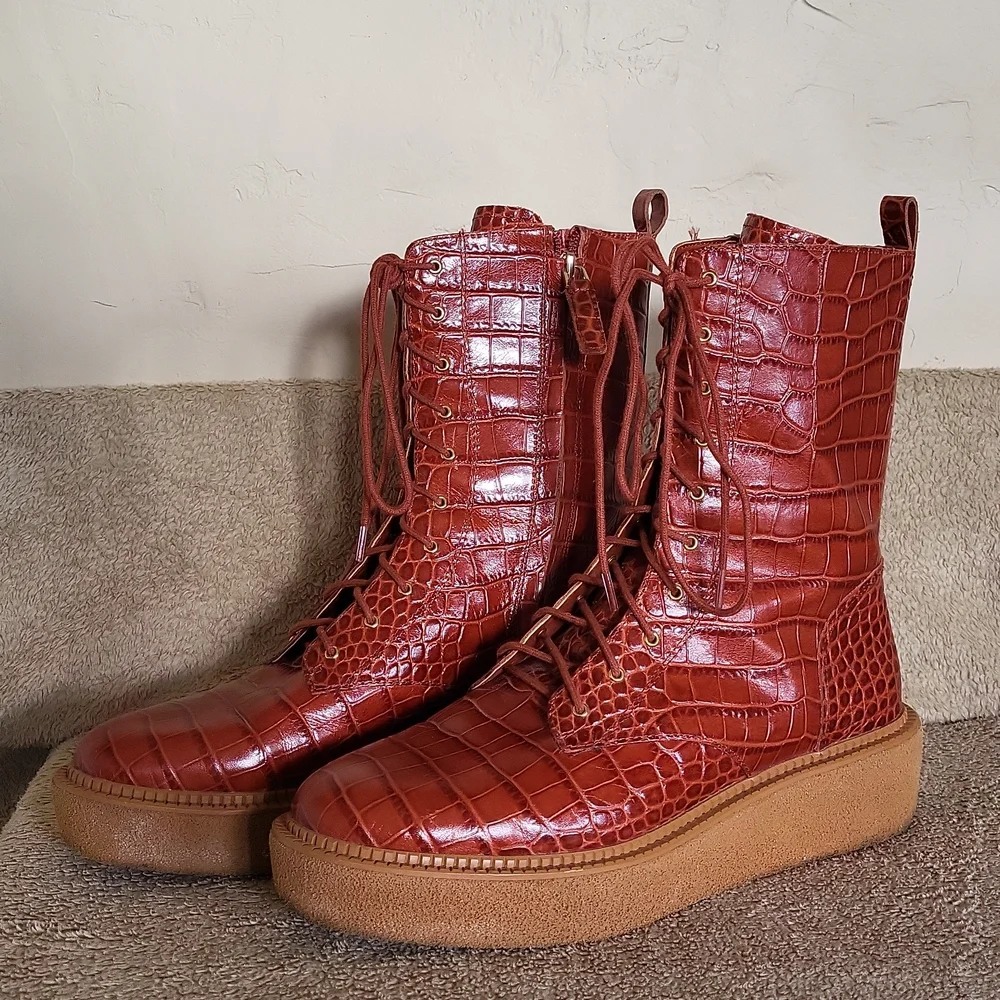 Vince Camuto Rust Combat Boots EUC WO's 8.5 - Picture 2 of 8